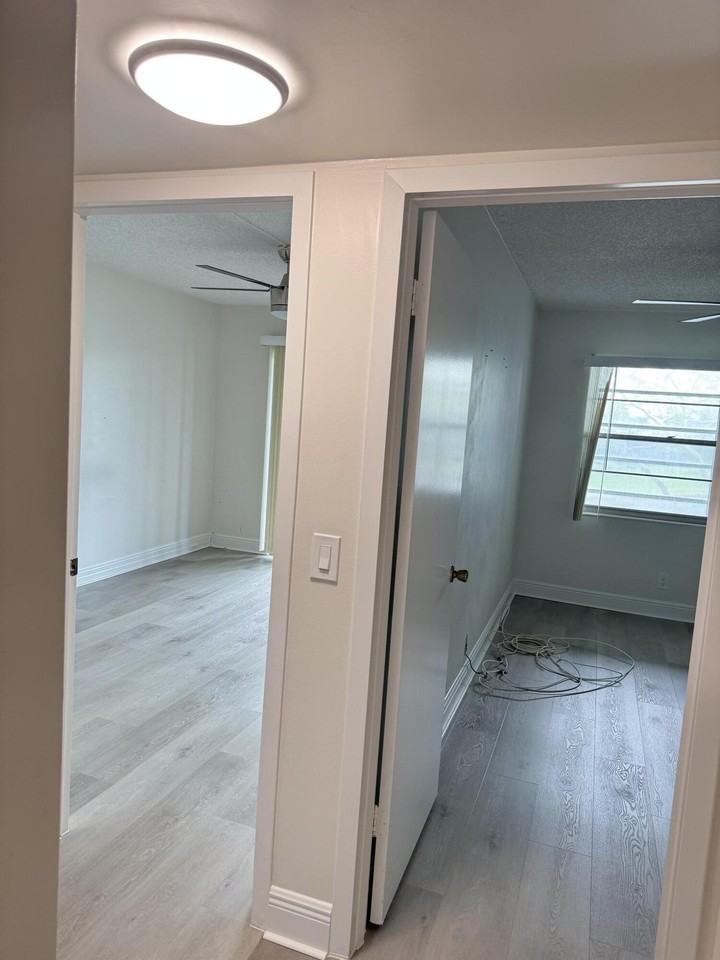 2039 Rexford C #C - Photo 6 of 27