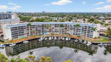 featured image of 1319 E Hillsboro Blvd #208