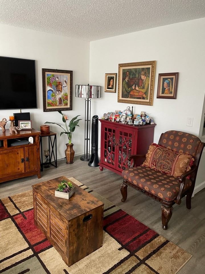 2052 Cornwall C #2052 - Photo 7 of 34