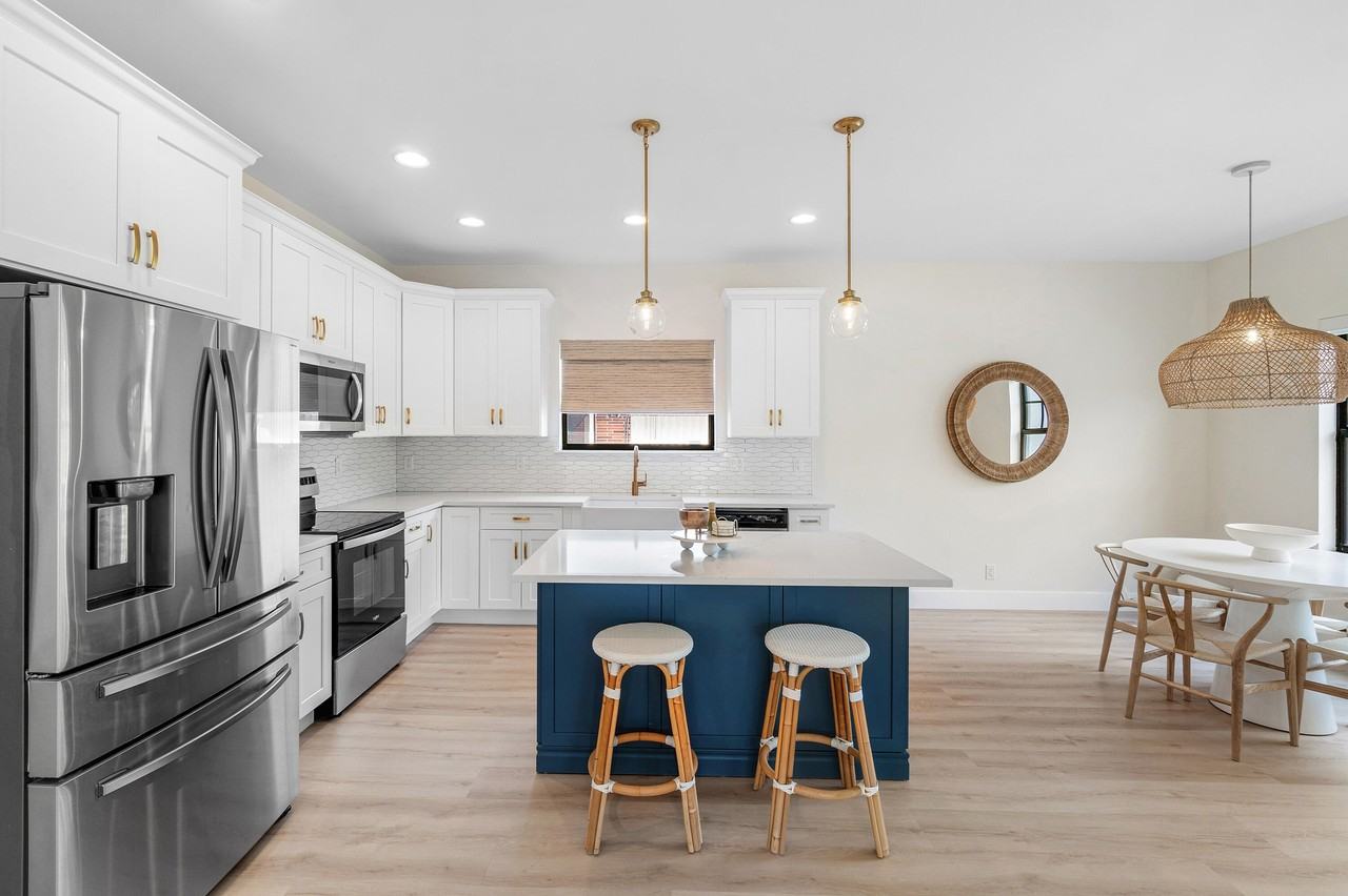 7606 S Olive Ave - Photo 7 of 30