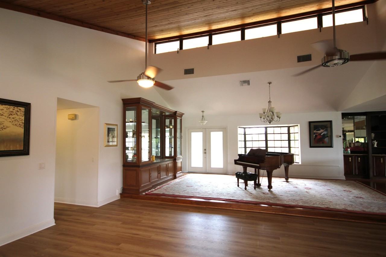 21597 Reflection Ln - Photo 7 of 29