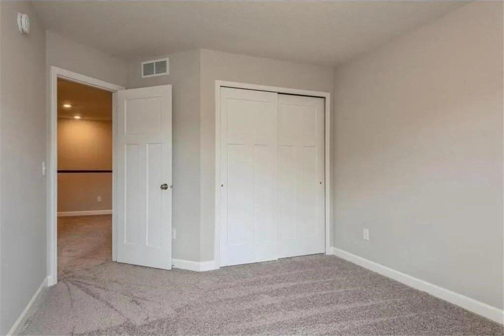 10888 Fountain Pl N - Photo 6 of 12