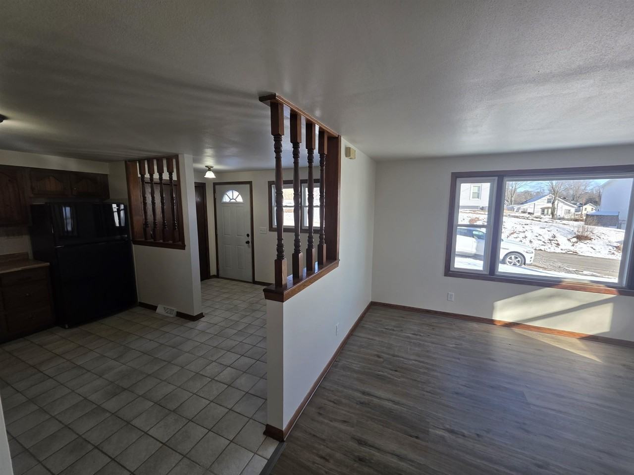 418 S 6th St - Photo 5 of 28