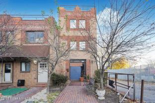 703 Bay St - Photo 1 of 1