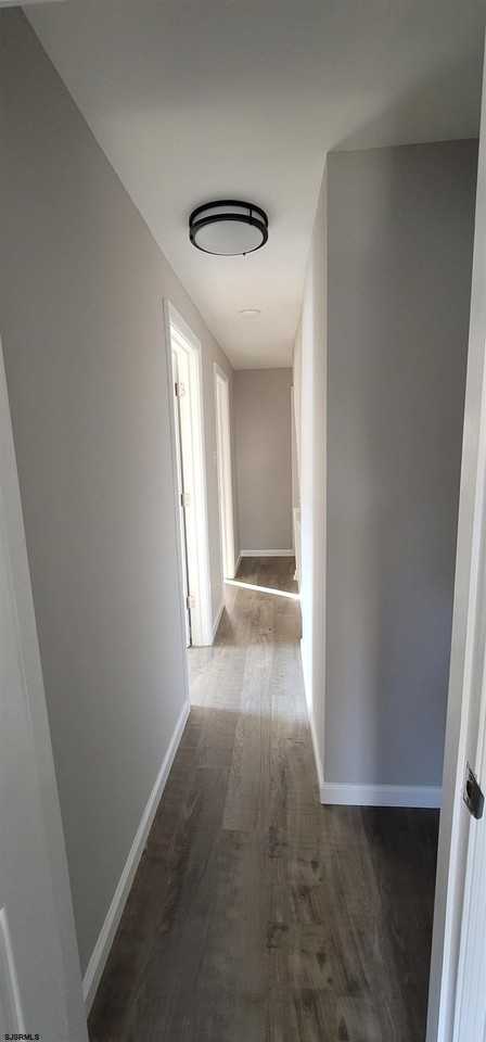 2011 Caspian Ave - Photo 5 of 7