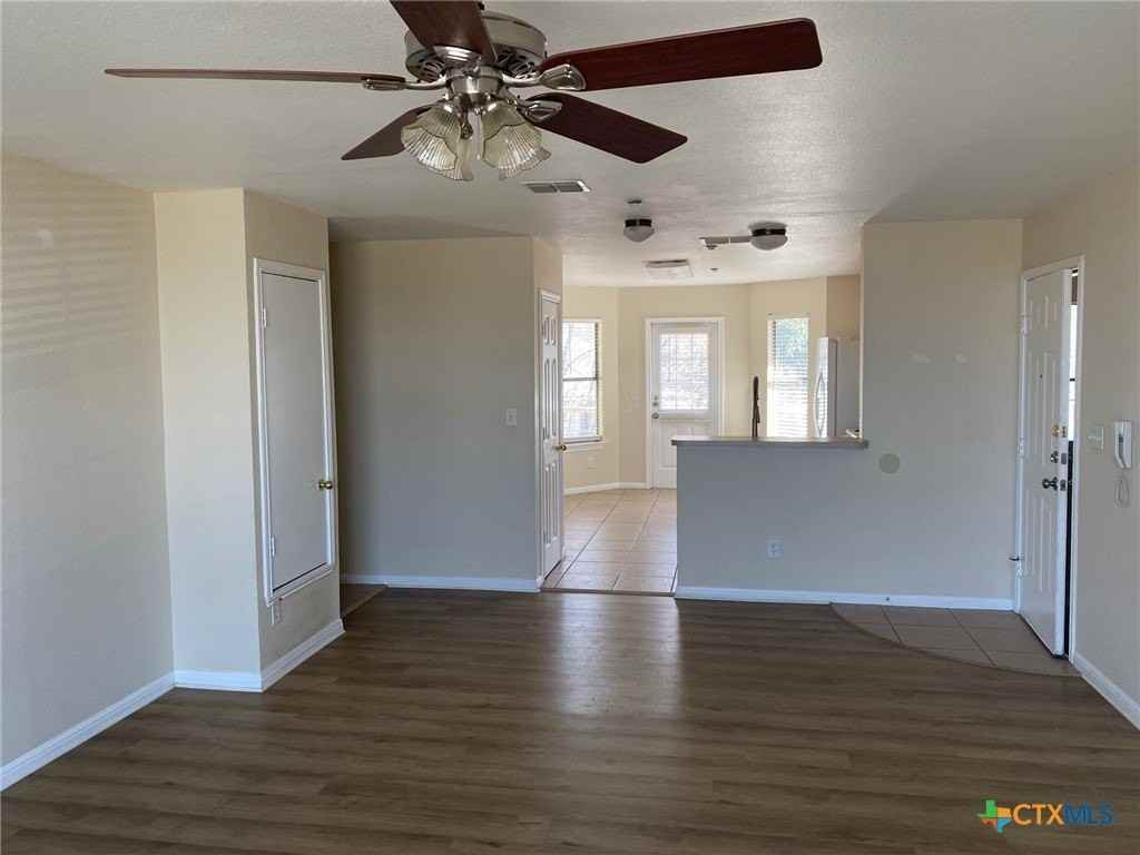 3109 Douglas Fir Dr - Photo 4 of 40