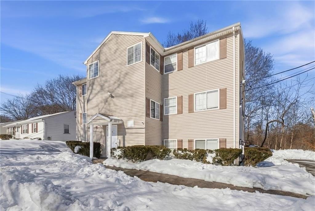 18 Joseph St - Photo 2 of 36