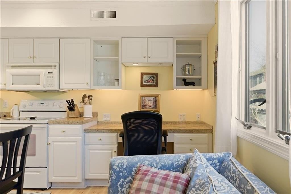 216 Goddard Row - Photo 5 of 29