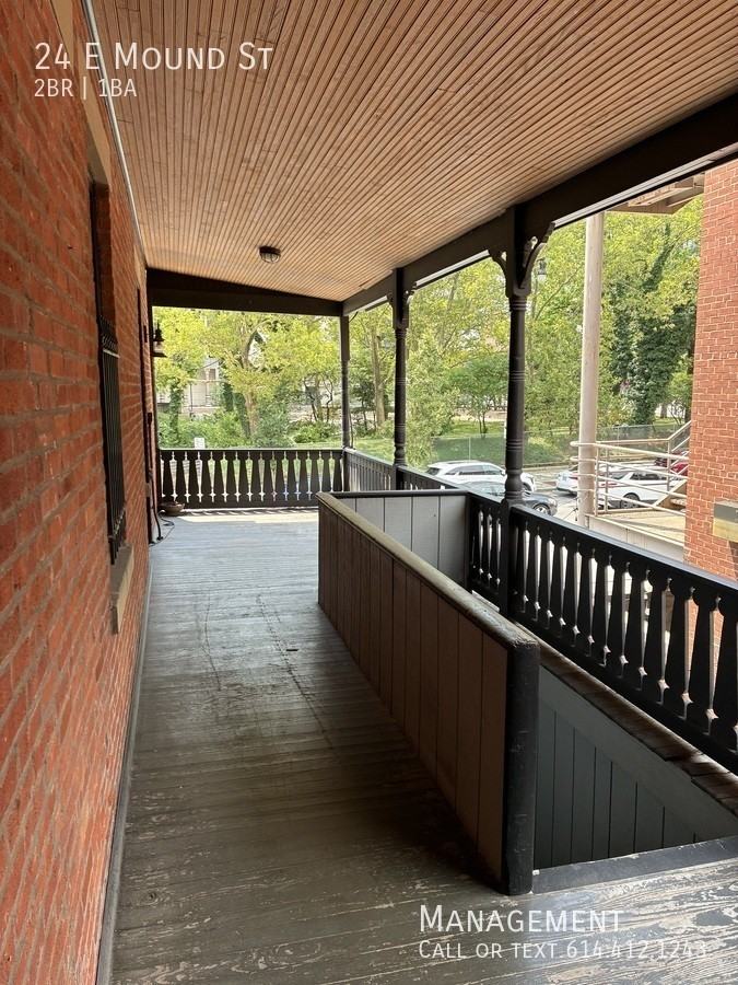 24 E Mound St - Photo 4 of 19