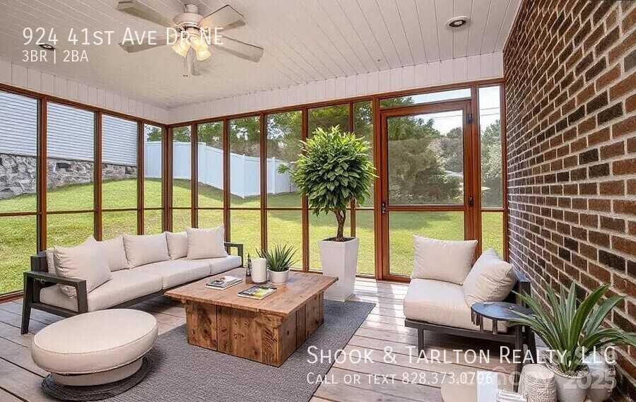 924 41st Avenue Dr Ne - Photo 7 of 9