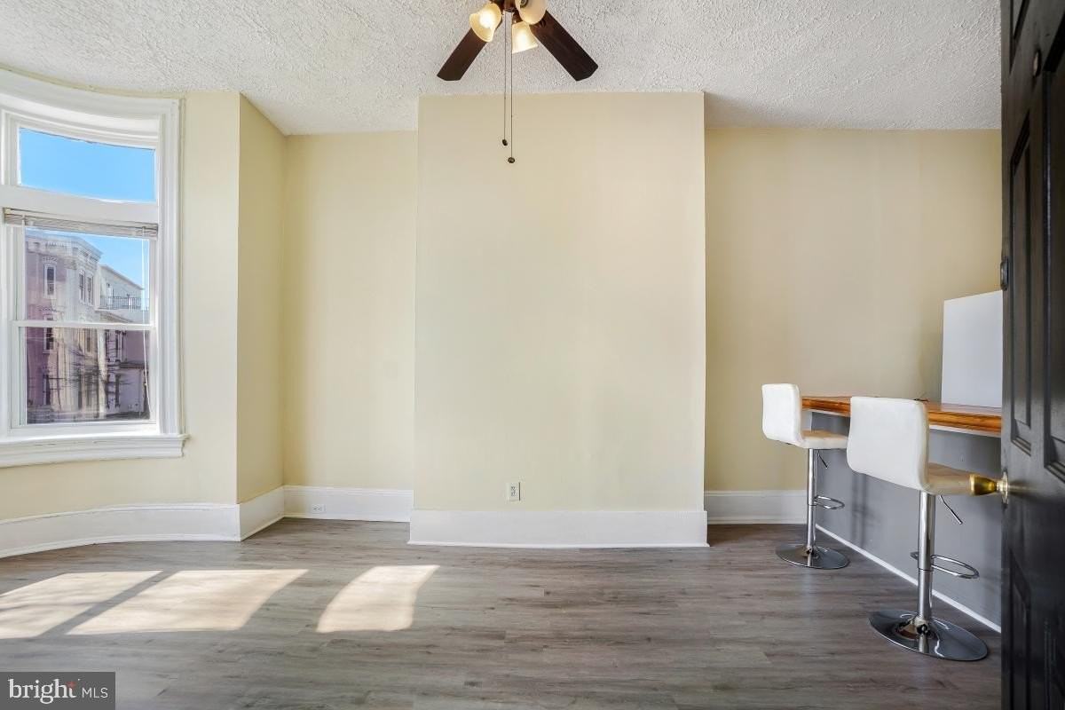 471 Florida Ave Nw #1 - Photo 6 of 39