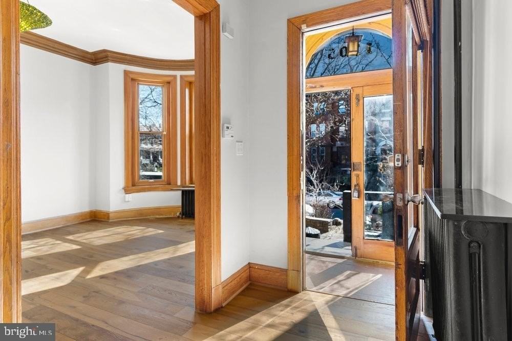 1305 Fairmont St Nw - Photo 6 of 50