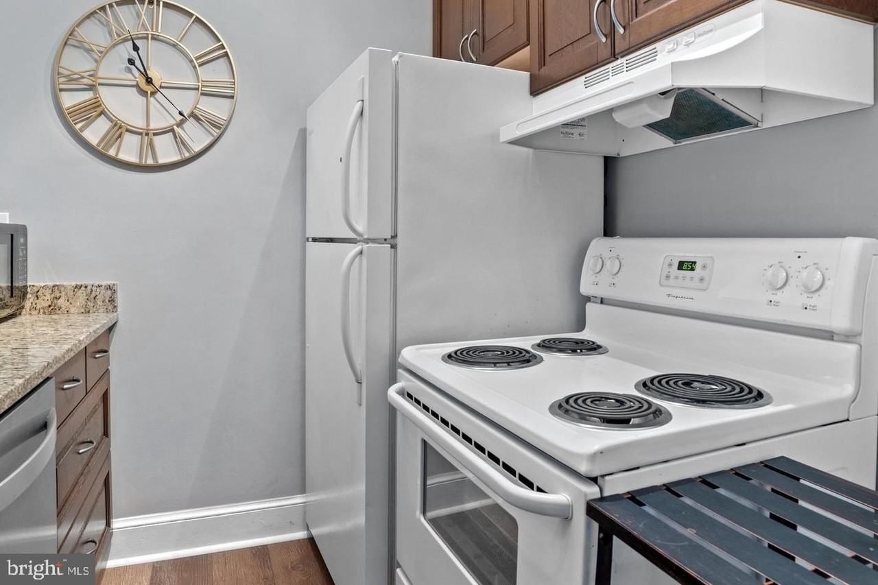 1125 Maryland Ave Ne Apt 6 - Photo 6 of 15