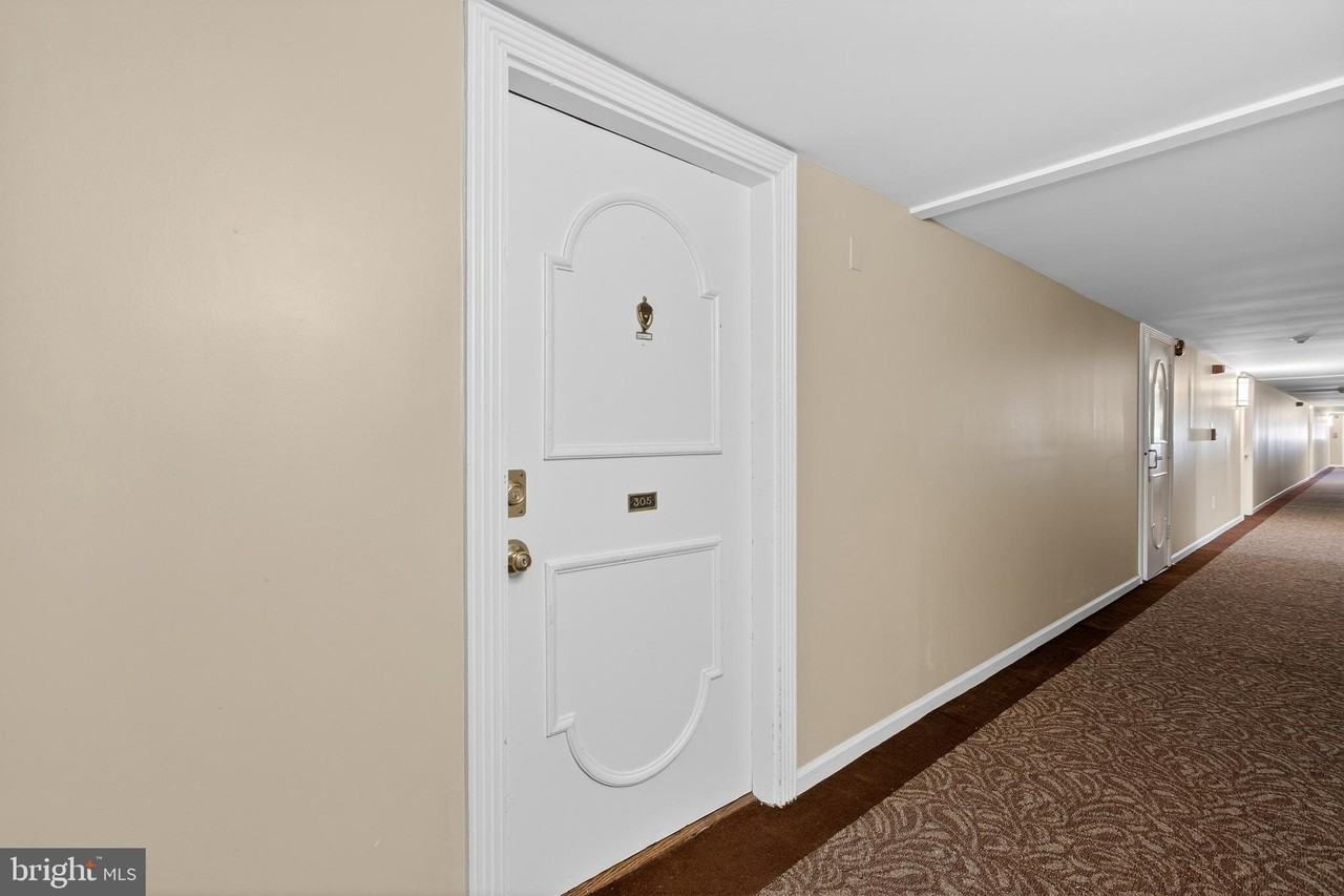 64UNIT Welsh Tract Rd Unit C305 - Photo 3 of 21