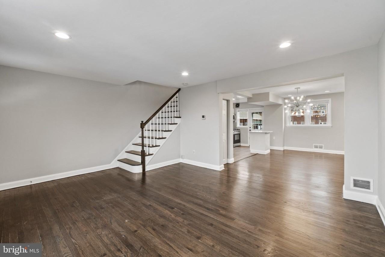 4923 Saint Gemma Rd - Photo 5 of 25