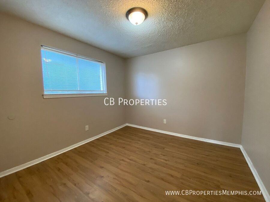 1317 Halcomb Ln - Photo 6 of 12