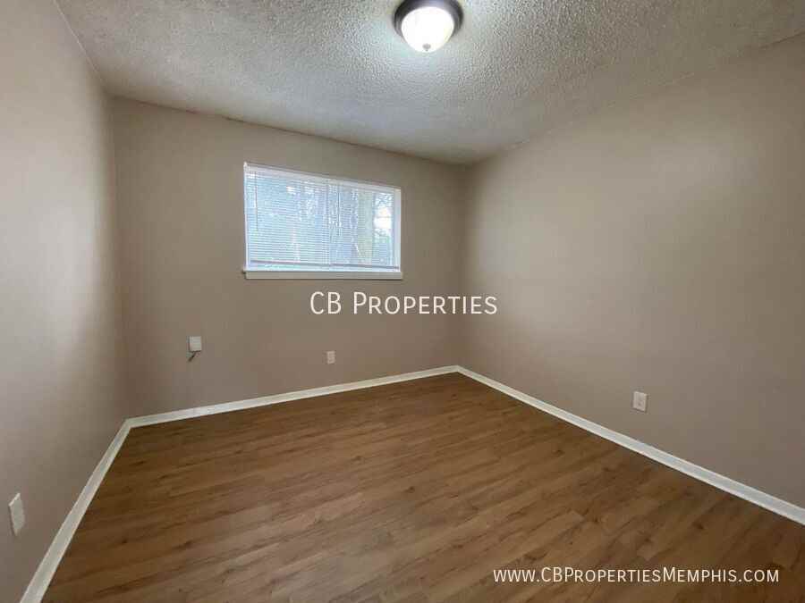 1317 Halcomb Ln - Photo 7 of 12