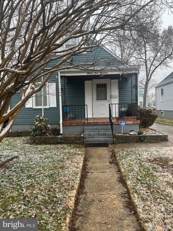 2518 Linwood Rd - Photo 2 of 27