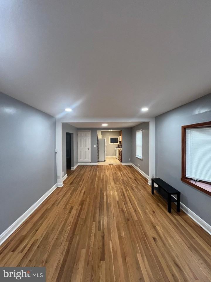 2518 Linwood Rd - Photo 3 of 27