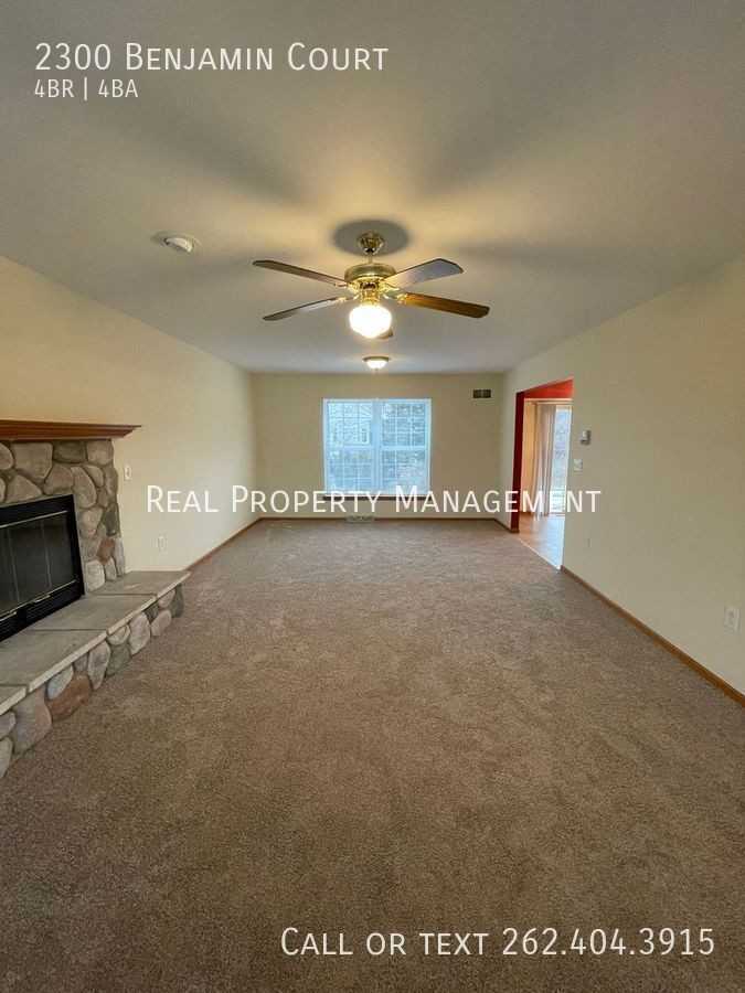 2300 Benjamin Ct - Photo 5 of 28