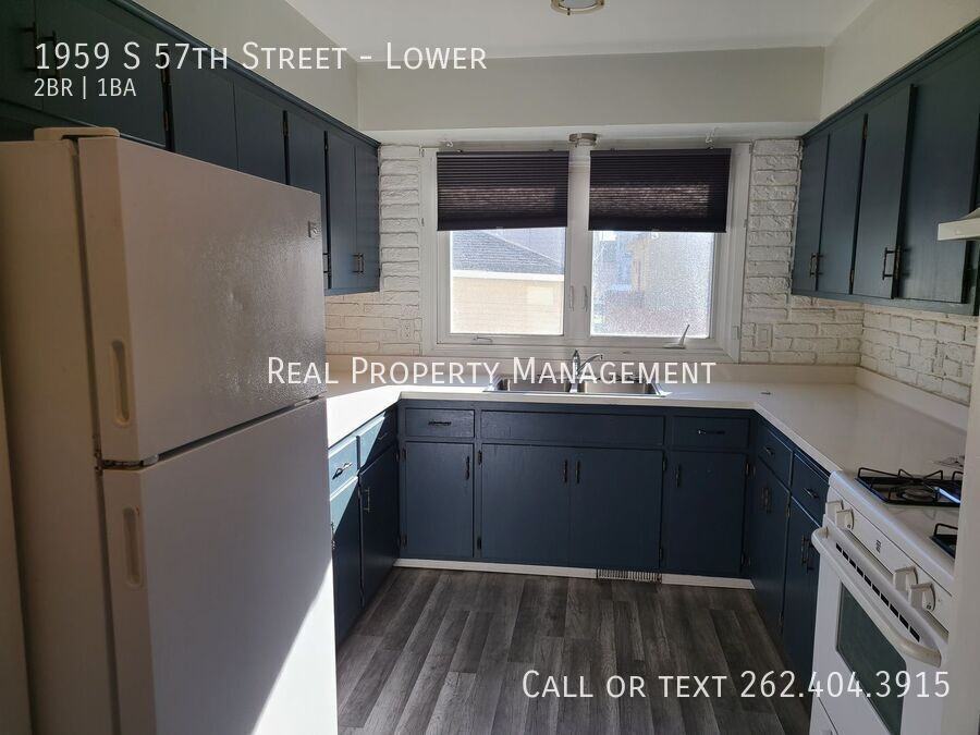 1959 S 57th St - Photo 7 of 12