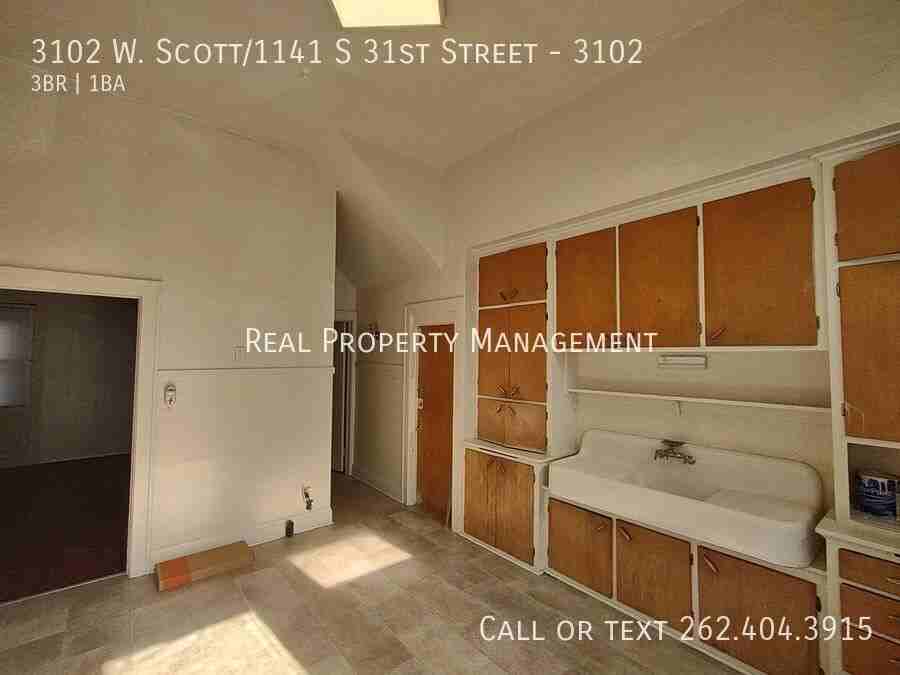 3102 W. Scott/1141 S 31st Street #3102 - Photo 2 of 10