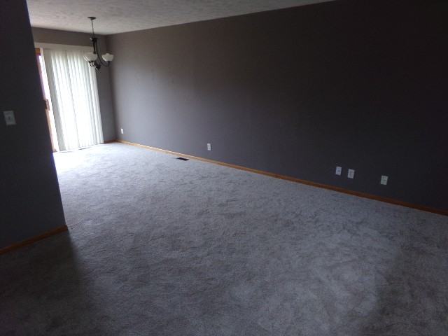 BCR 8123 Matthew Place - Photo 4 of 11