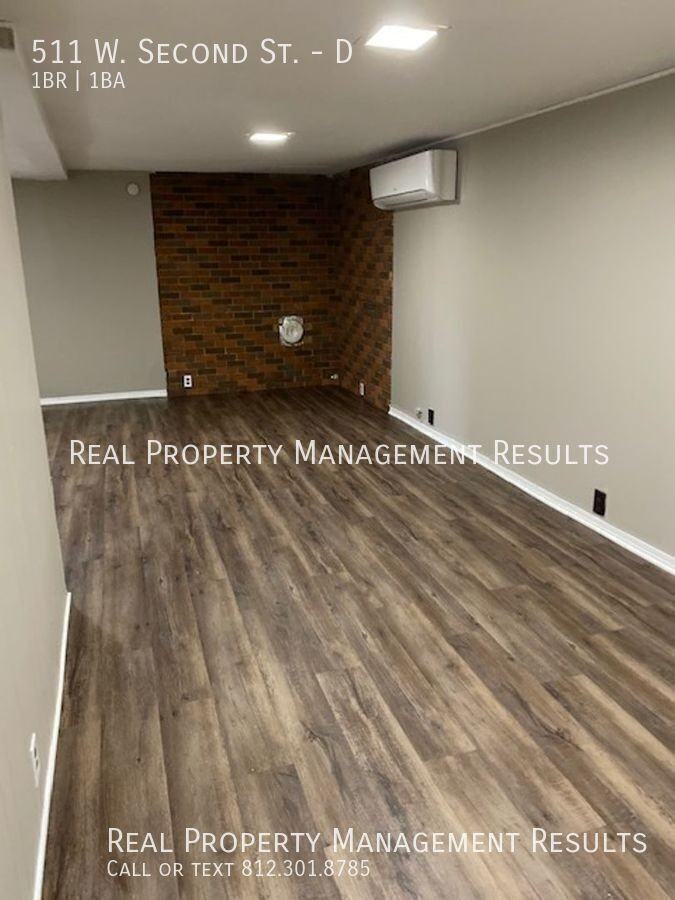 511 W 2nd St #D - Photo 3 of 11