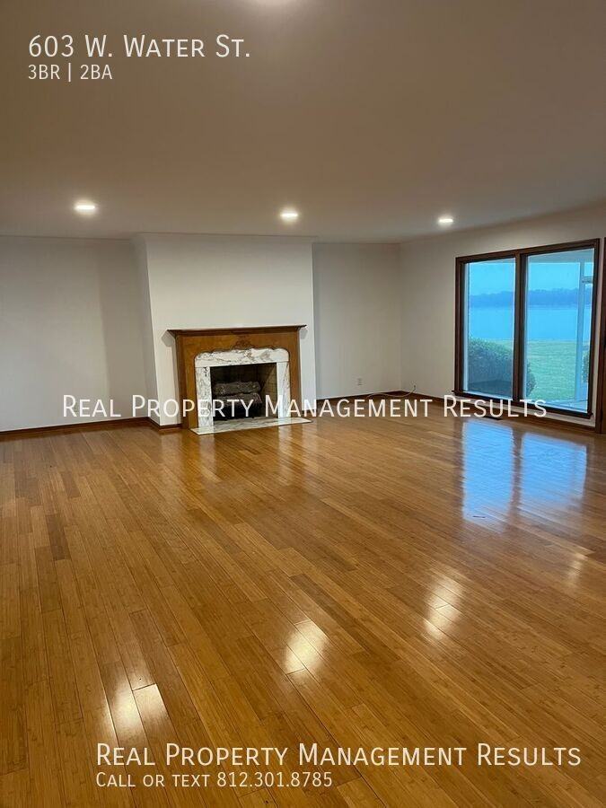 603 W Water St - Photo 5 of 23