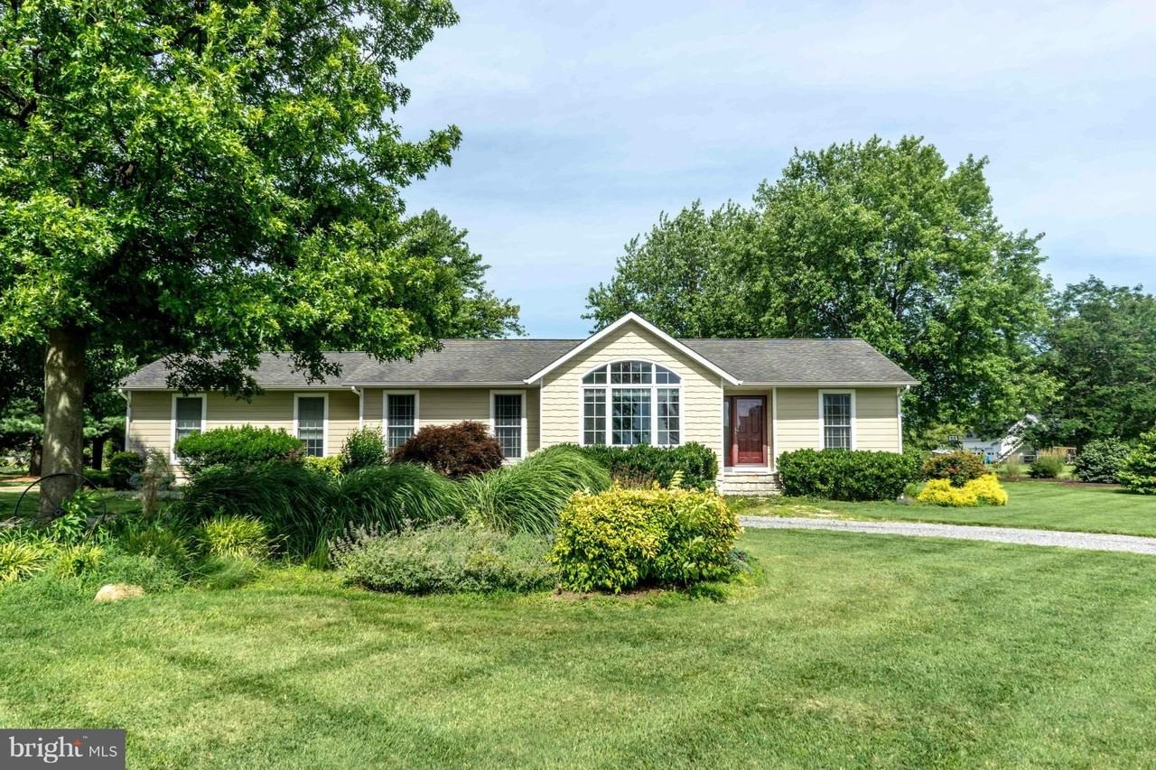 206 Prospect Bay Dr W - Photo 2 of 22