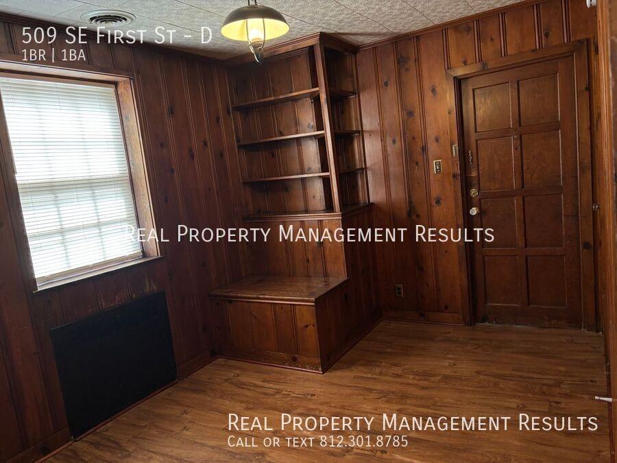 509 Se 1st St #D - Photo 4 of 12