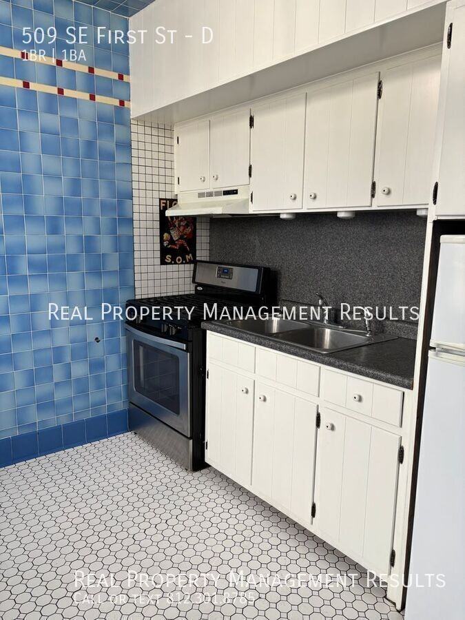 509 Se 1st St #D - Photo 6 of 12