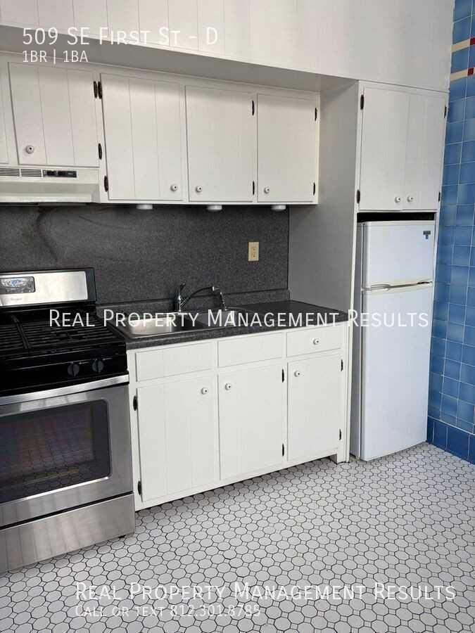509 Se 1st St #D - Photo 7 of 12