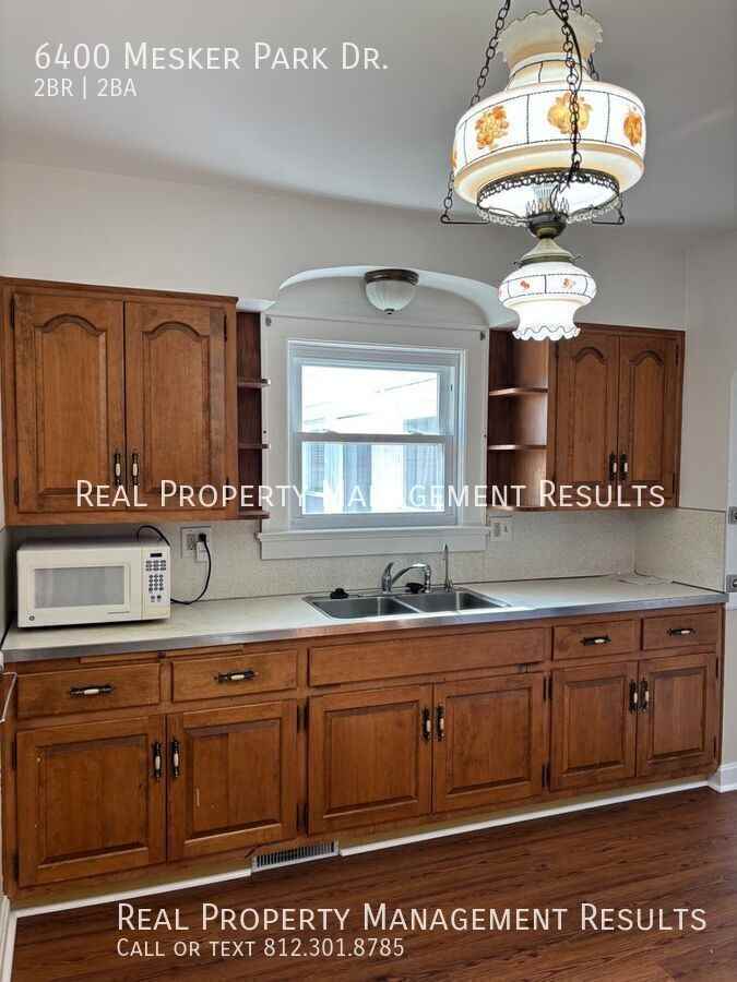 6400 Mesker Park Dr - Photo 6 of 18