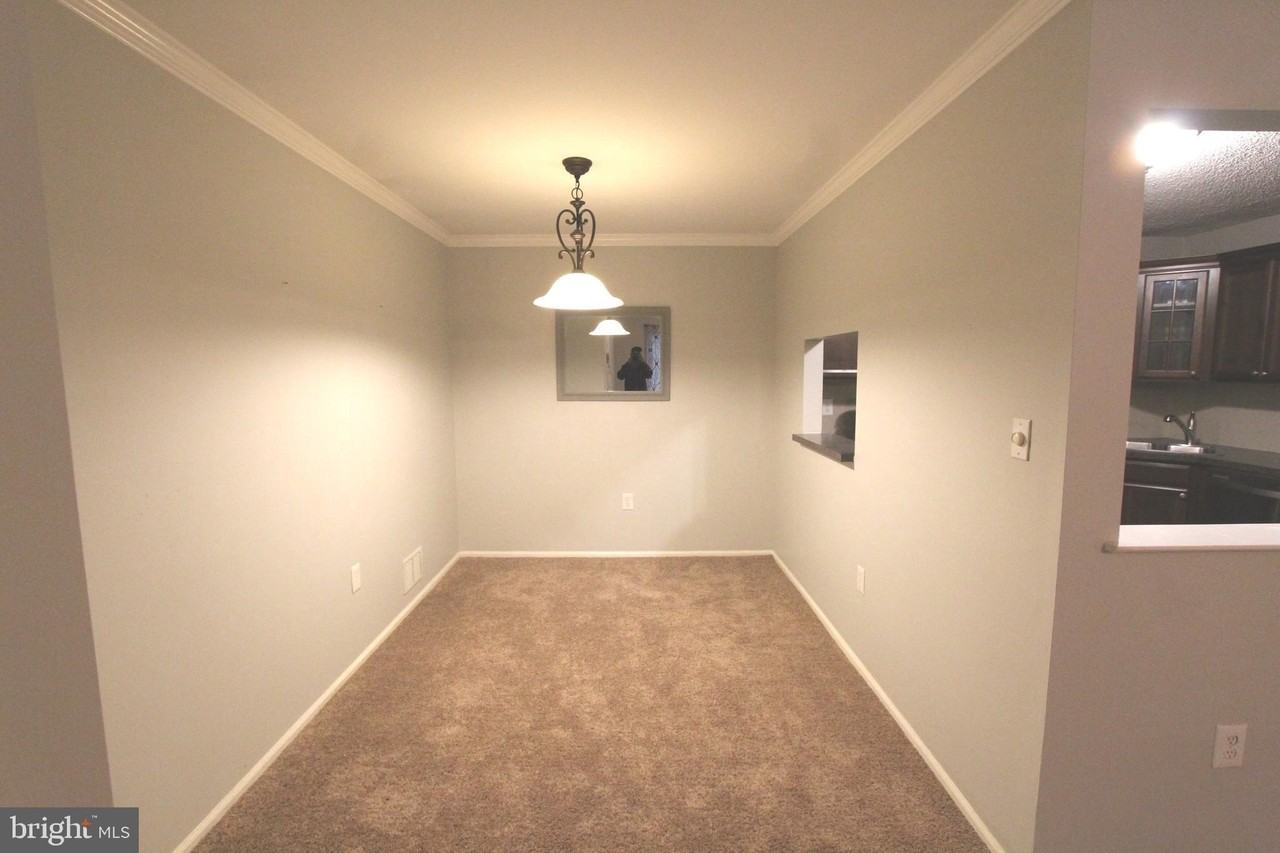 83 WILLOW Court - Photo 7 of 24