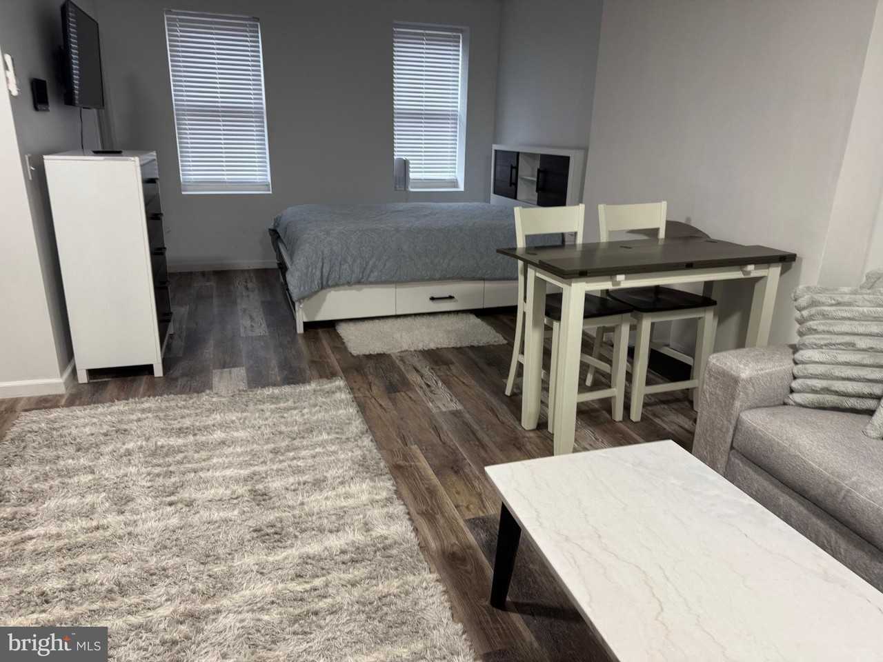 24 S Warren St Unit 1 - Photo 6 of 13