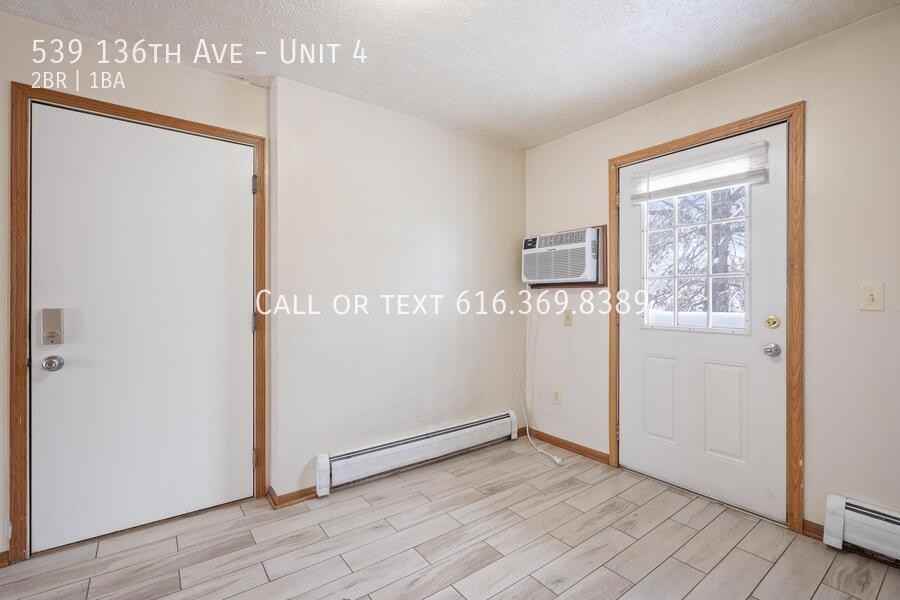 539 136th Ave #4 - Photo 4 of 21