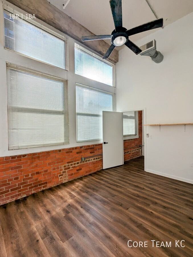 934 Broadway Blvd #107