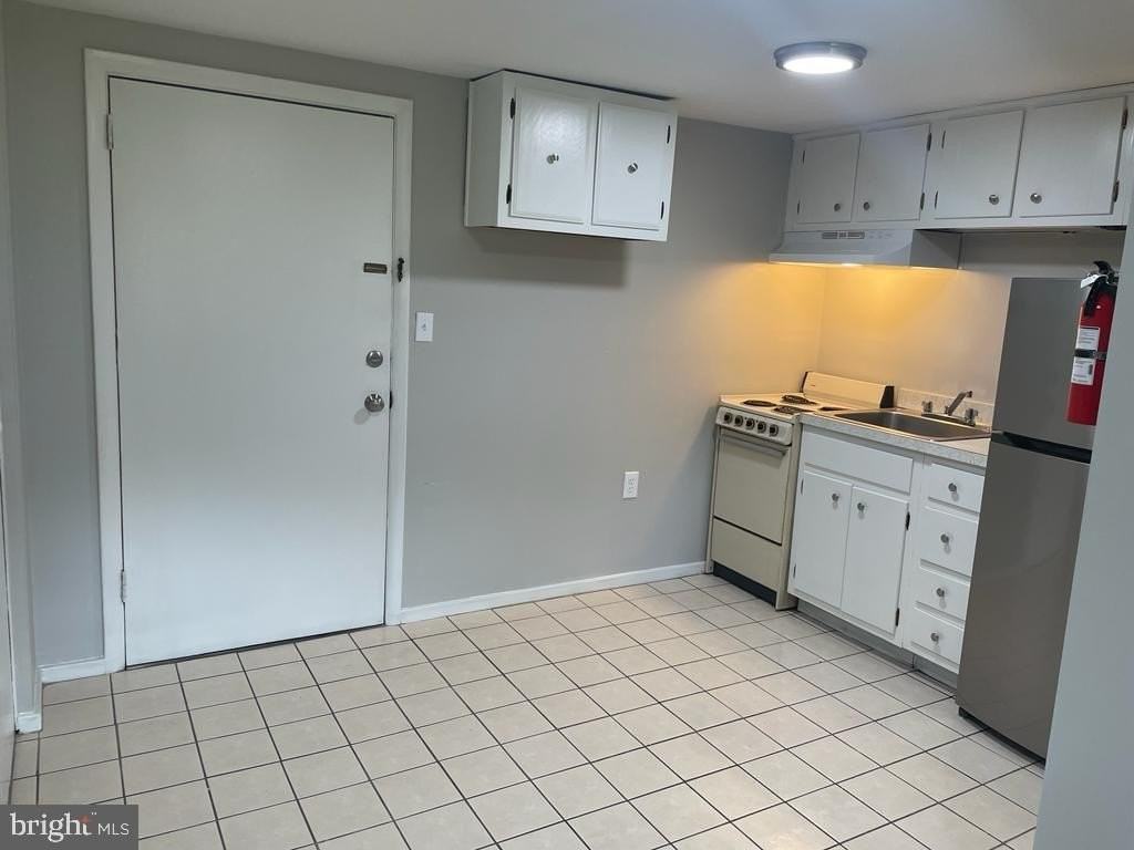 4341 Carlisle Pike Apt A4 - Photo 3 of 6