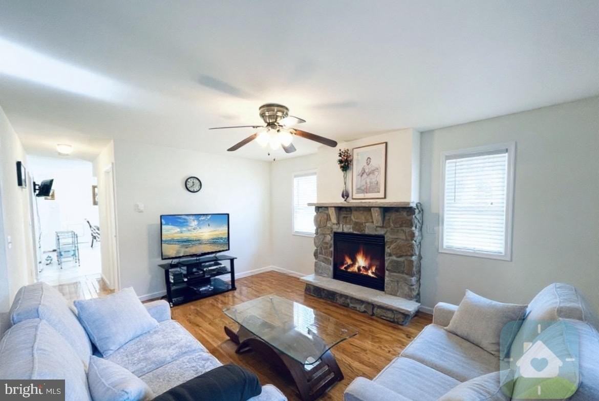 146 Hunter Ln - Photo 4 of 24