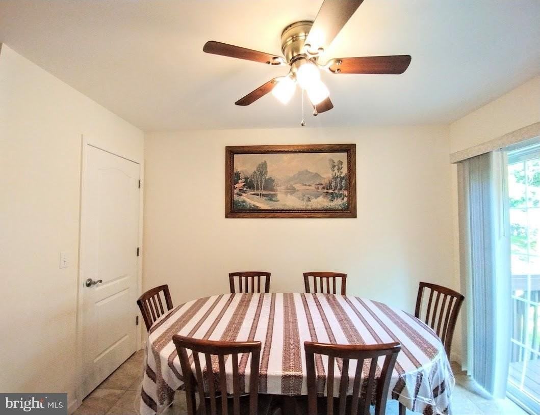 146 Hunter Ln - Photo 6 of 24