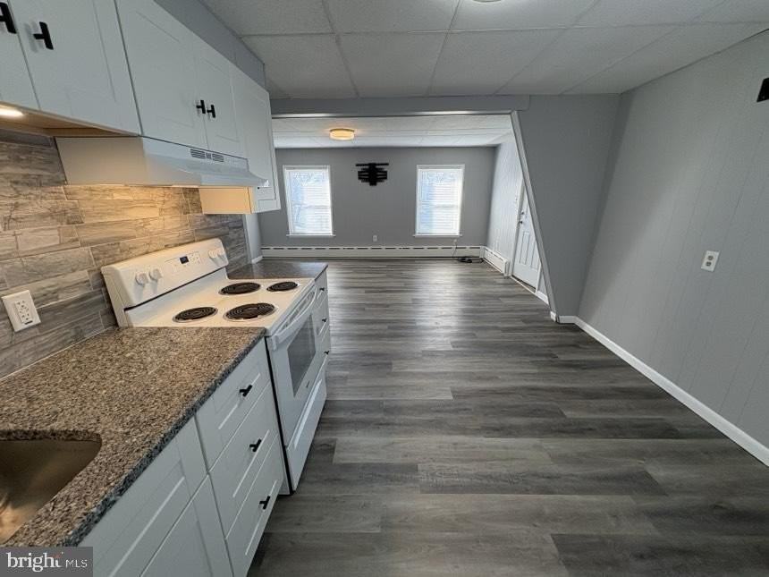 613 Laudermilch Rd Unit 2 - Photo 3 of 16