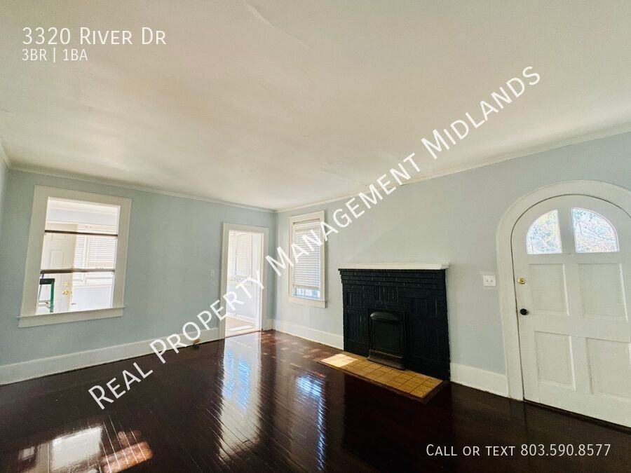 3320 River Dr - Photo 3 of 19