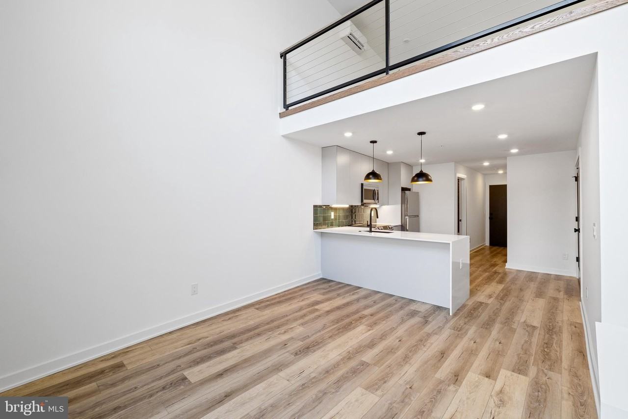 17 W Girard Ave #4 - Photo 5 of 15