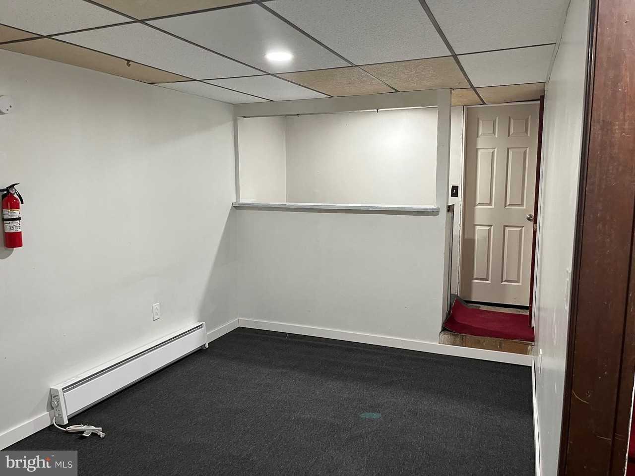 210 Harrison St - Photo 2 of 16