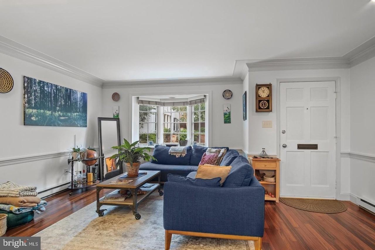 220 N Saint Asaph St Unit 20 - Photo 6 of 26