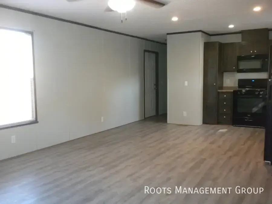 751 Auvil Dr #82 - Photo 3 of 18