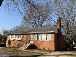 featured image of 9120 Peabody St