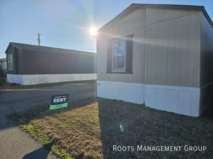 72 Riviera Courts Dr #72 - Photo 2 of 19