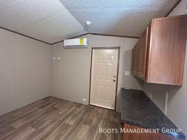 3039 Josibpet Ln #3039JL - Photo 3 of 15